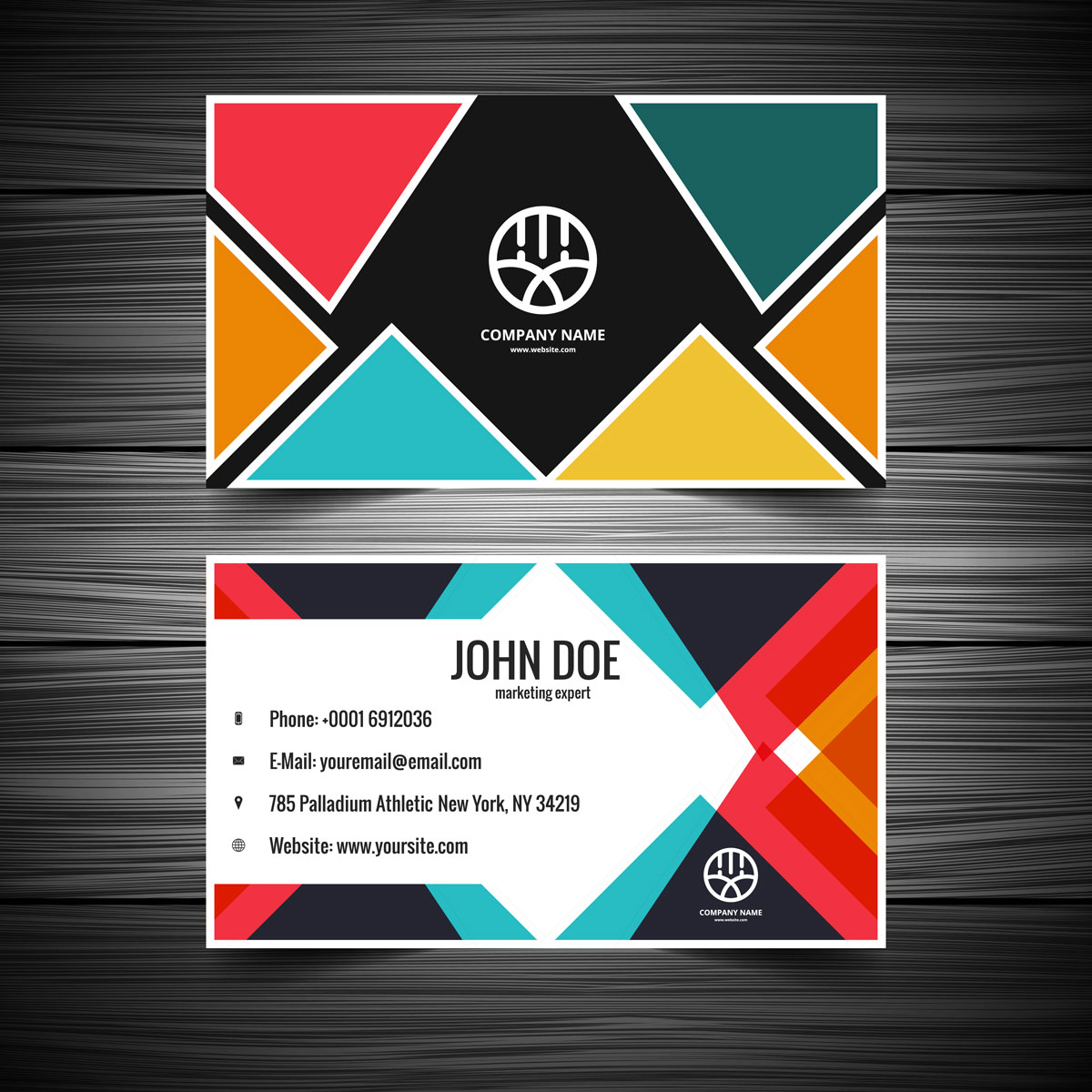 Impression professionnelle de cartes de visite avec design créatif et finitions de qualité.