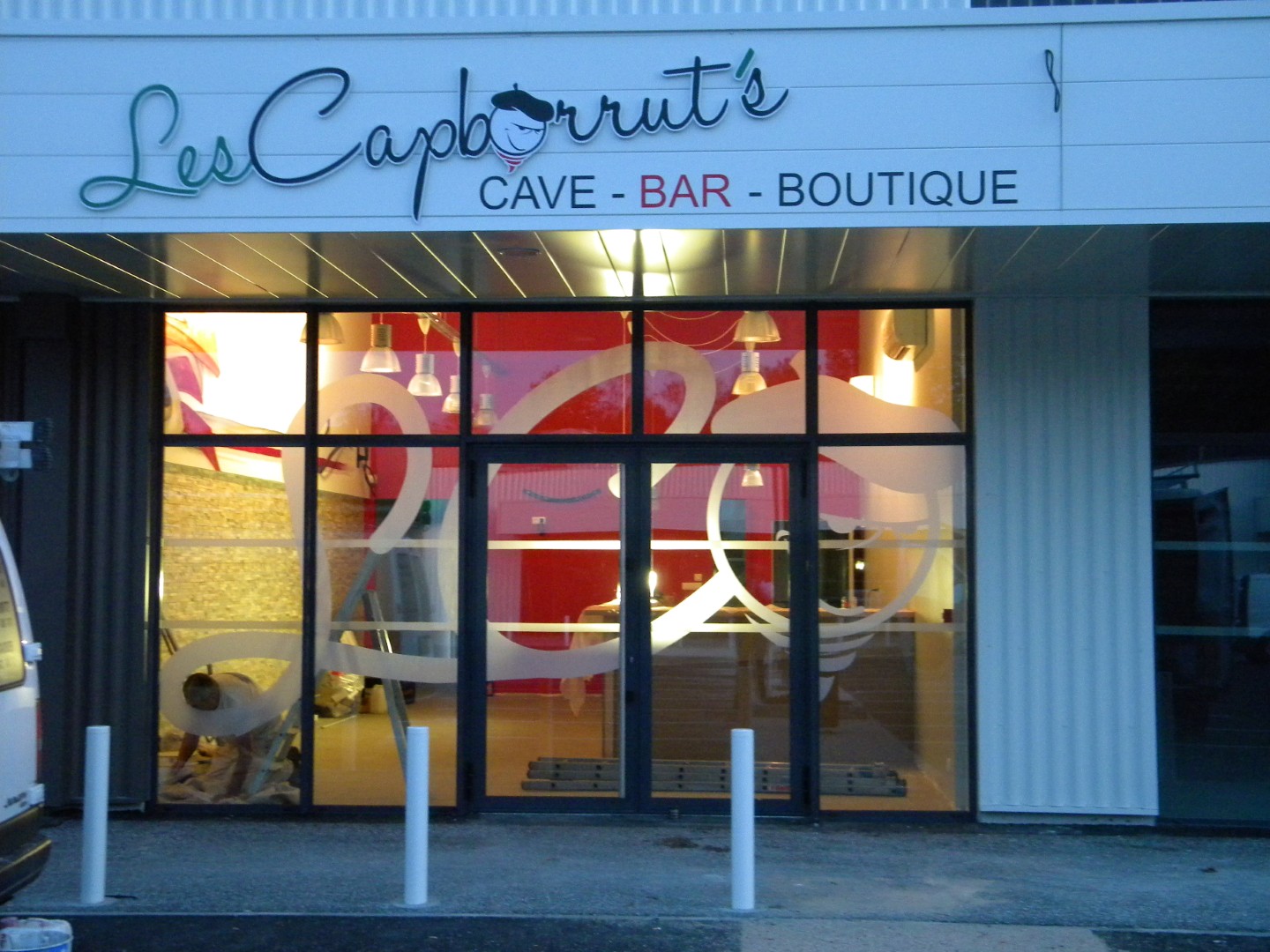 vitrines micro perforé sablage dépoli (5)